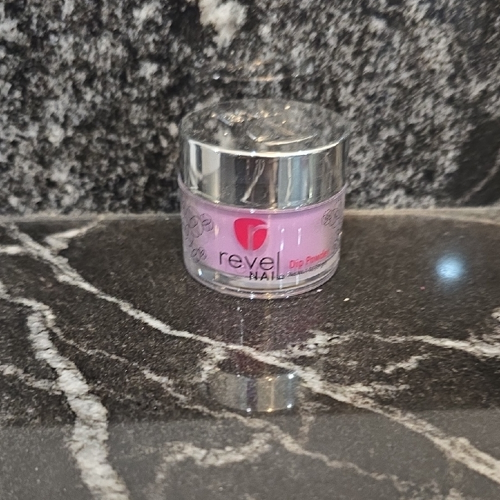 Advent Calendar 2021-17 Revel Nail Dip Powder